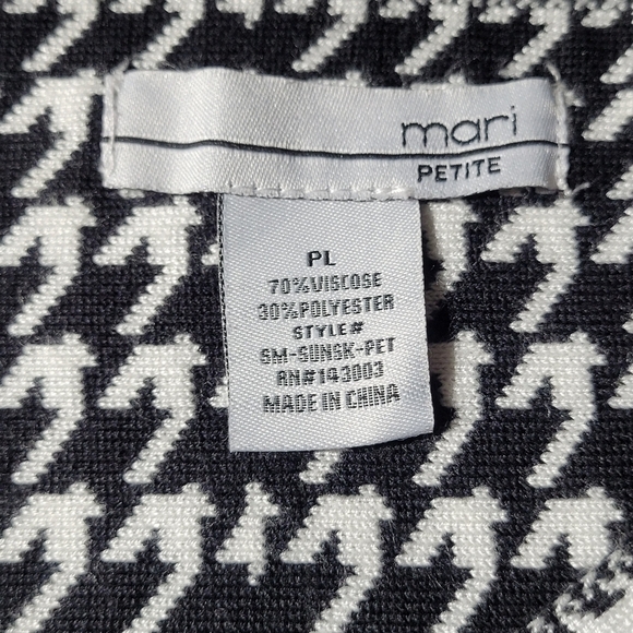 Mari Houndstooth Black & White Knit 10 Panel Flare Mini Skirt (LP) Petite Large - Picture 2 of 4